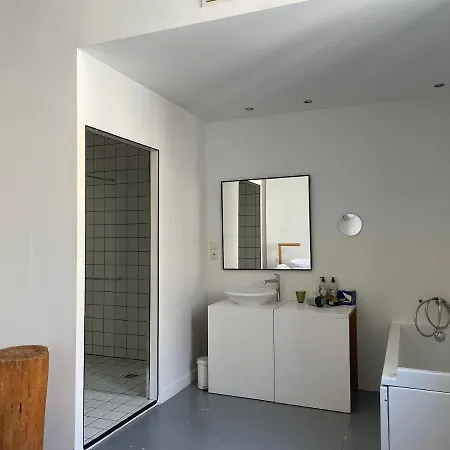 Nocleg ze śniadaniem Bloc G 4*