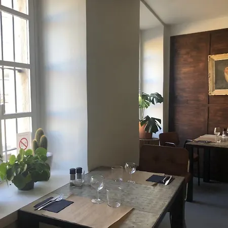 Nocleg ze śniadaniem Bloc G 4*