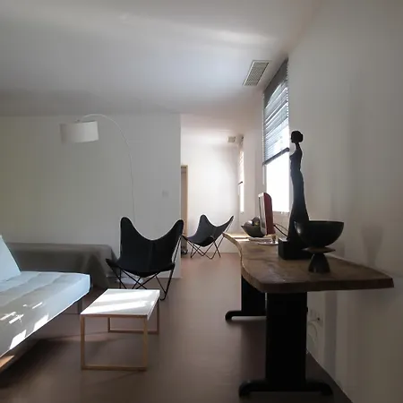 Nocleg ze śniadaniem Bloc G