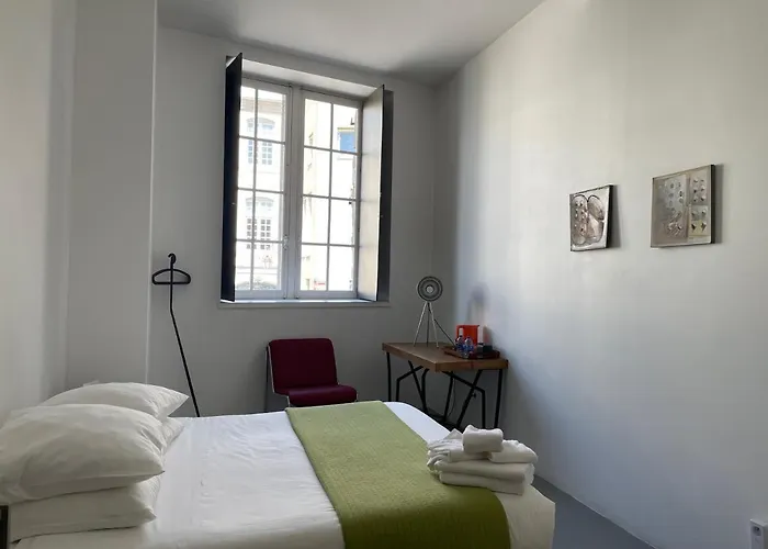 Bloc G Oda ve Kahvaltı Carcassonne