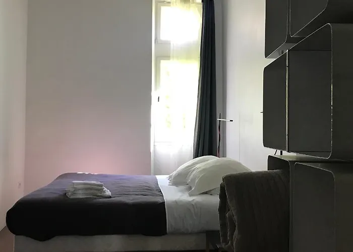 Oda ve Kahvaltı Bloc G Carcassonne