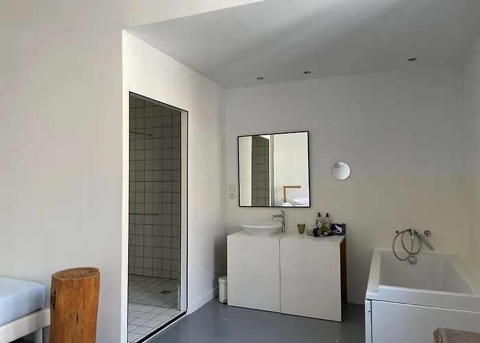 Oda ve Kahvaltı Bloc G 4*