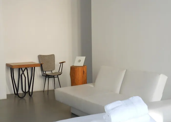 Oda ve Kahvaltı Bloc G