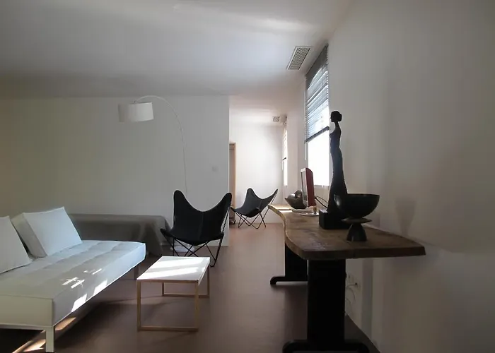 Oda ve Kahvaltı Bloc G