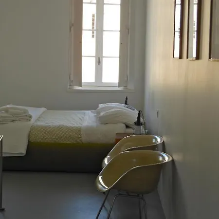 Bloc G Oda ve Kahvaltı