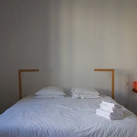 Bloc G Oda ve Kahvaltı Carcassonne